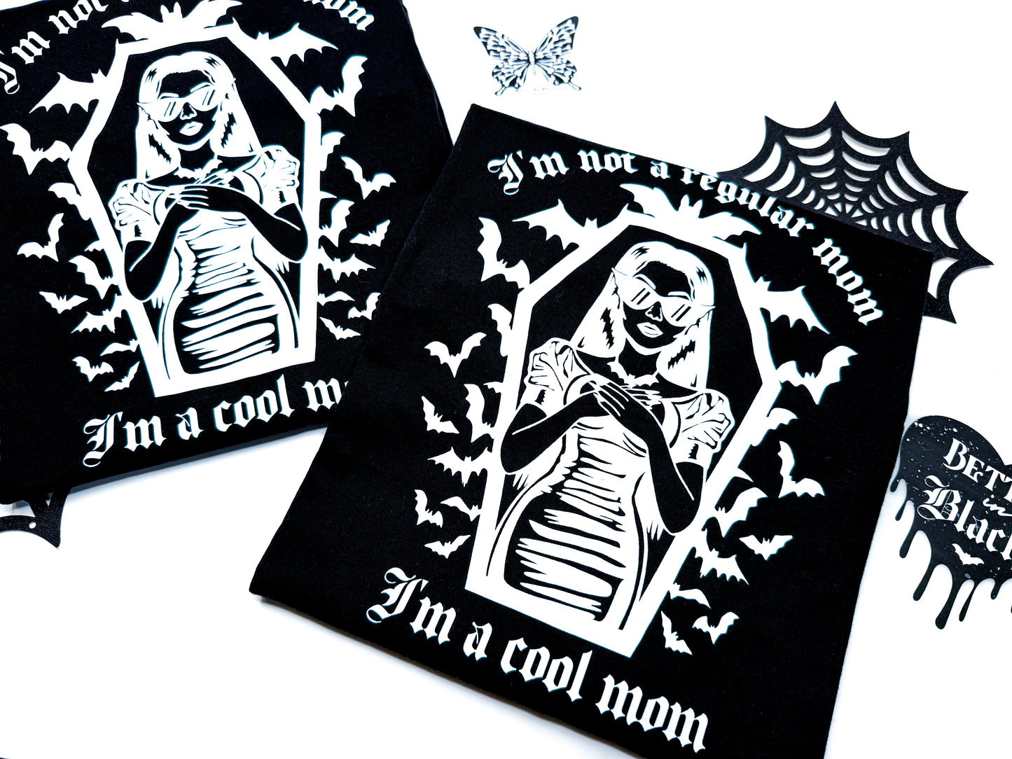 I am not a regular mom I am a cool mom - Adult Unisex Tee