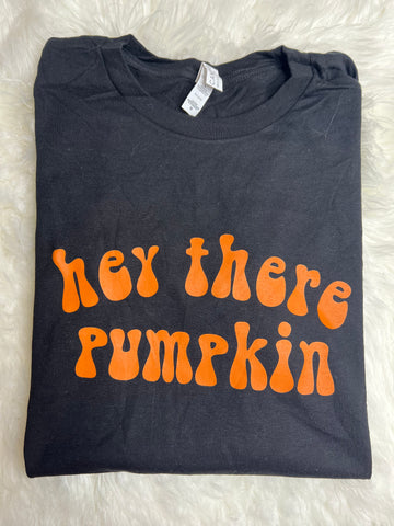 Hey There Pumpkin - Medium Tee
