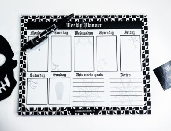 Batty Weekly Planner - 50 pgs - 8.5" x 11