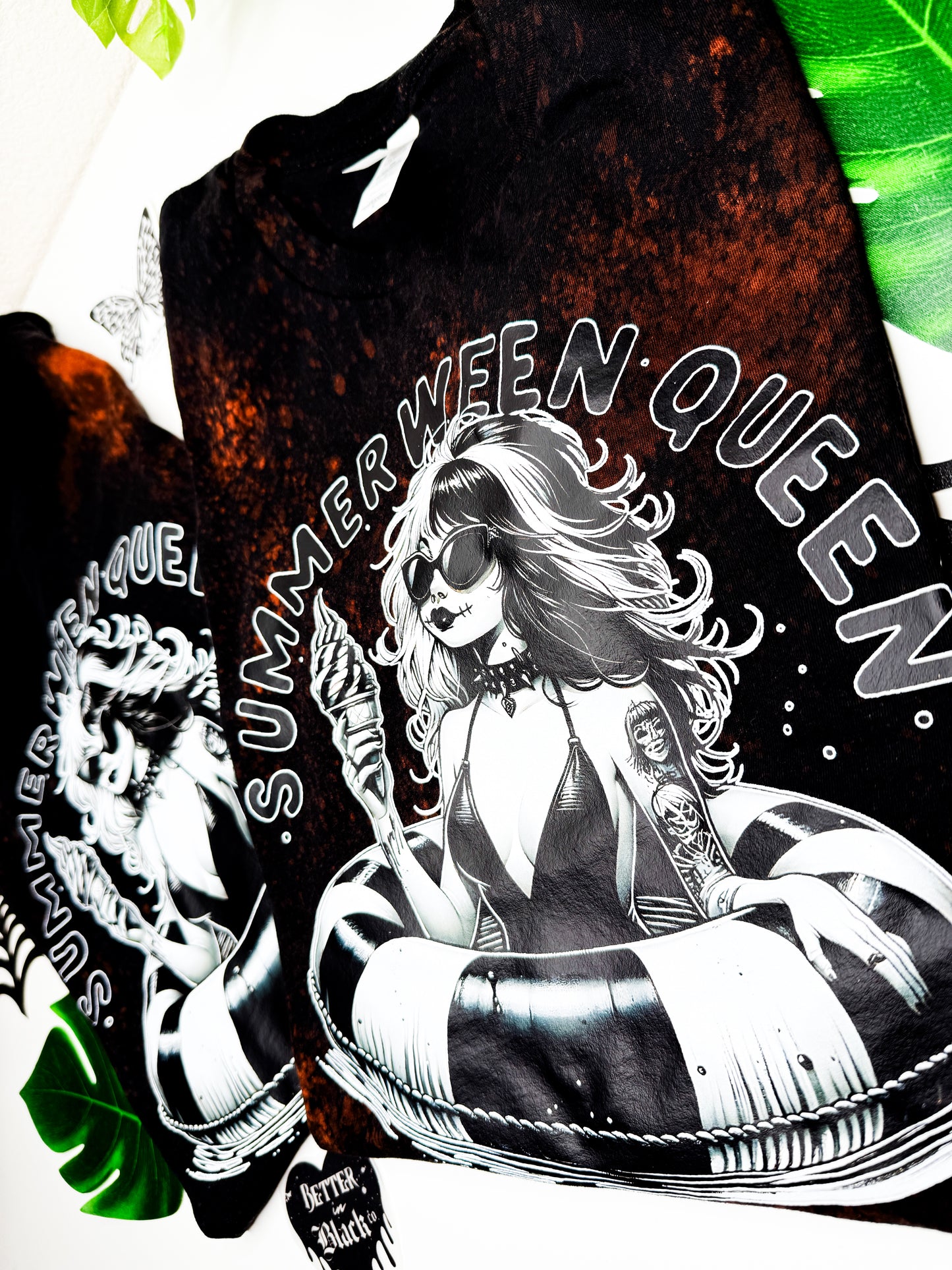 Summerween Queen - Unisex Short Sleeve Tee