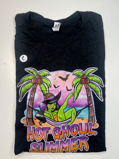 Hot Ghoul Summer - Tee Size L